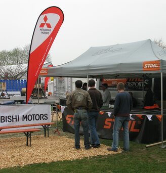 Gazebo pieghevole per fiera all'aperto 6x3 m grigio chiaro personalizzato con logo Stihl - Ecotent
